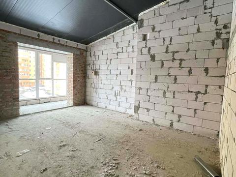 квартира за адресою Коновальця вул., (Будинок)