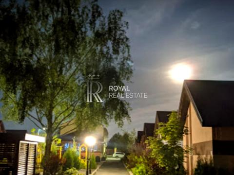 будинок за адресою Нова