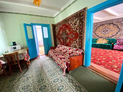 дом по адресу Центральна