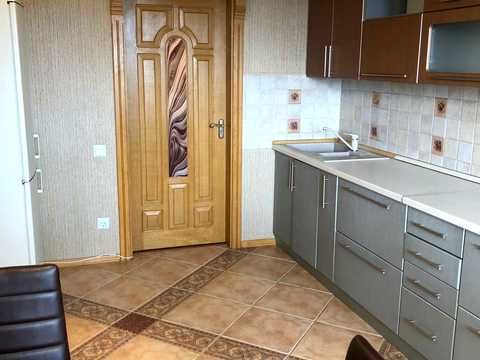 квартира за адресою Бакинська вул., 37-Г
