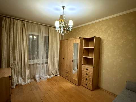 квартира за адресою Бакинська вул., 37-Г