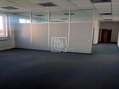 комерційна за адресою Варязький пров., 4-В