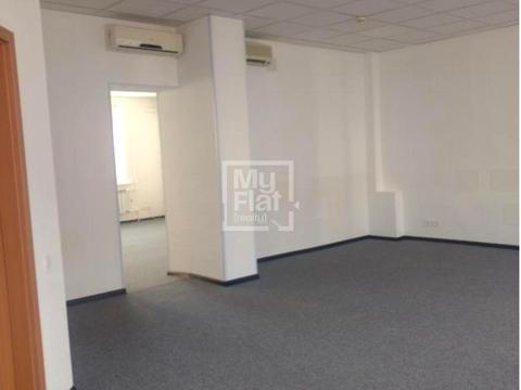 комерційна за адресою Варязький пров., 4-В