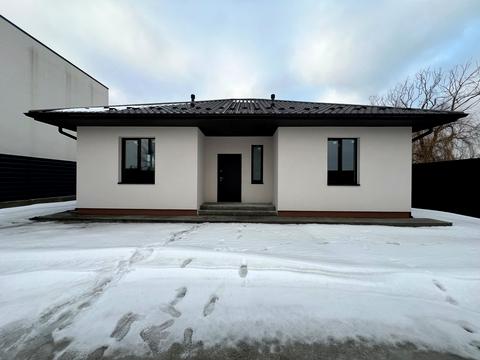 дом по адресу Леоніда Каденюка ул., 49