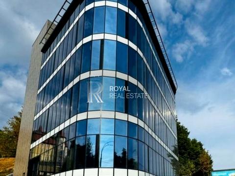 комерційна за адресою Київ, Докучаївська, 32