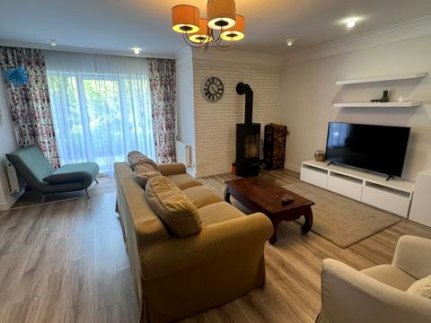 дом по адресу Кучанська