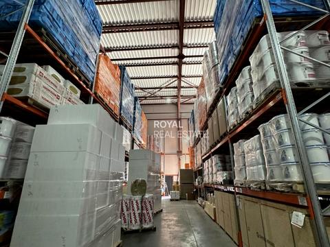 коммерческая по адресу В'ячеслава Чорновола, 18