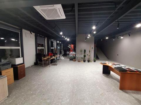 коммерческая по адресу В'ячеслава Чорновола, 18