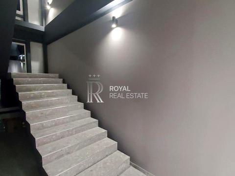 коммерческая по адресу В'ячеслава Чорновола, 18