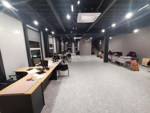 коммерческая по адресу В'ячеслава Чорновола, 18