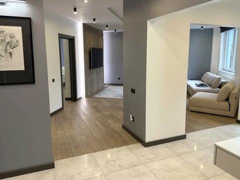 квартира за адресою Пекарська вул., 30