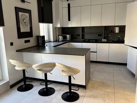 квартира за адресою Пекарська вул., 30