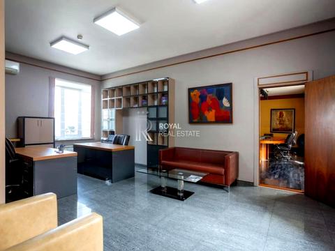 комерційна за адресою Київ, Жилянська вул., 97