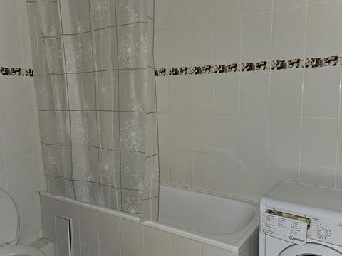 квартира за адресою В'ячеслава Чорновола вул., 11