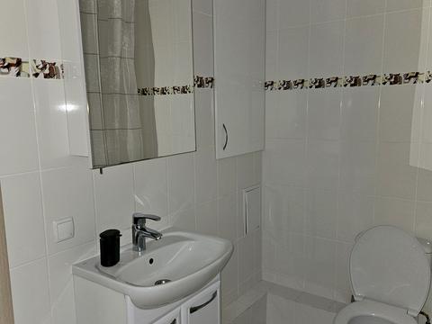 квартира за адресою В'ячеслава Чорновола вул., 11