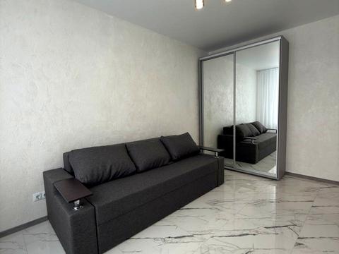 квартира за адресою Київ, Академіка Заболотного вул., 1-Б