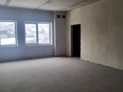 комерційна за адресою Крихівецька вул., 12