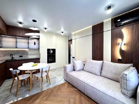 квартира за адресою Салютна вул., (Будинок 02301-02303)