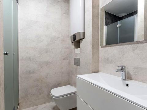 квартира за адресою Воскресенська вул., 18