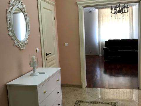 квартира по адресу Олександра Хіри ул., 1