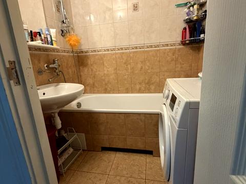 квартира за адресою Домбровського вул., 86