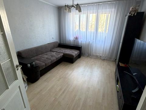 квартира за адресою Домбровського вул., 86