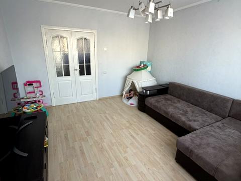 квартира за адресою Домбровського вул., 86