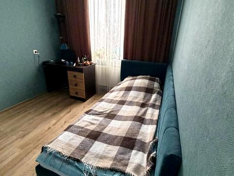 квартира за адресою Домбровського вул., 86