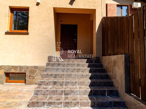 дом по адресу Київська ул.