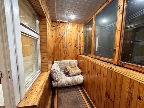 квартира за адресою Ревуцького вул., 42