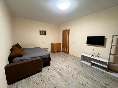 квартира за адресою Ревуцького вул., 42