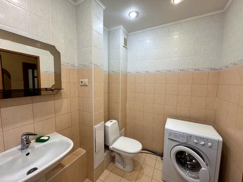 квартира за адресою Ревуцького вул., 42