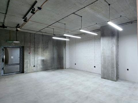 комерційна за адресою Вишгородська вул., 45-Г