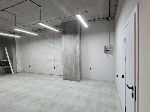 комерційна за адресою Вишгородська вул., 45-Г