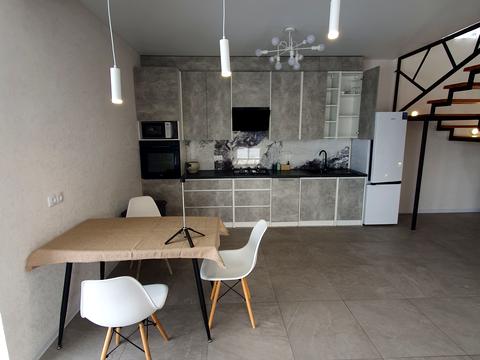 будинок за адресою Грушевського