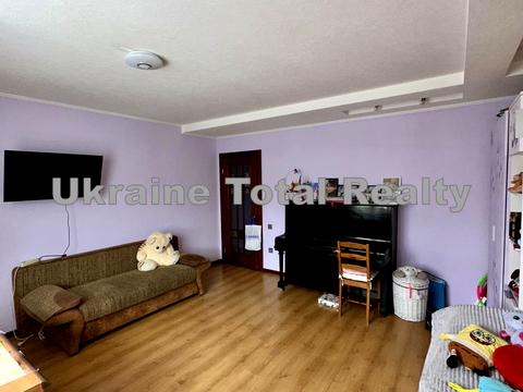 квартира за адресою Дарницький бульв., 8