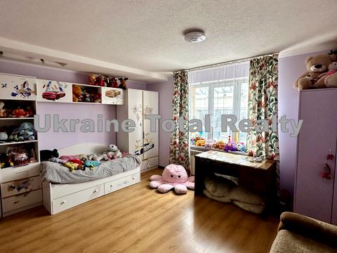 квартира за адресою Дарницький бульв., 8