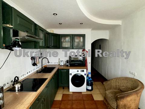 квартира за адресою Дарницький бульв., 8