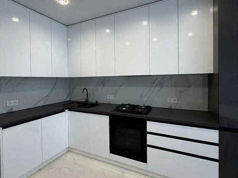 квартира за адресою Степана Бандери вул., (Будинок 4)