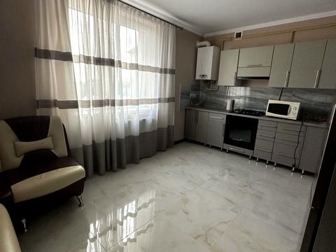 квартира за адресою Великогірна вул., 18