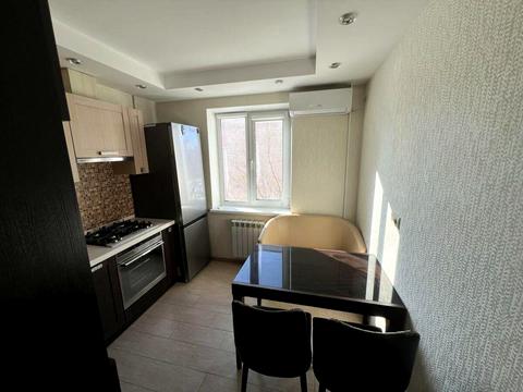 квартира за адресою Сержа Лифаря вул. (Олександра Сабурова), 17