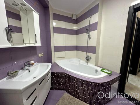 квартира за адресою Академіка Глушкова просп., 9-Д