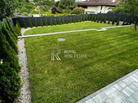 будинок за адресою Добрий Шлях вул.