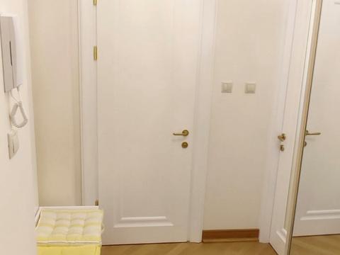 квартира по адресу Квитневая ул., 10