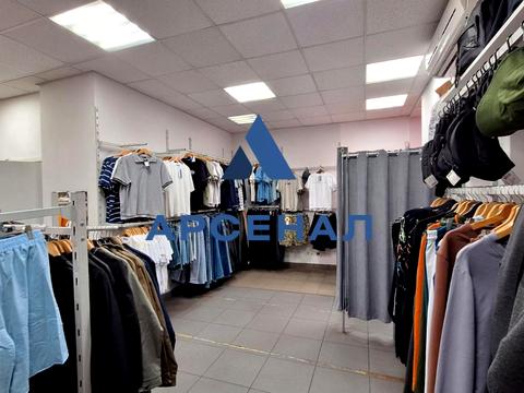 комерційна за адресою Металургів просп., 5