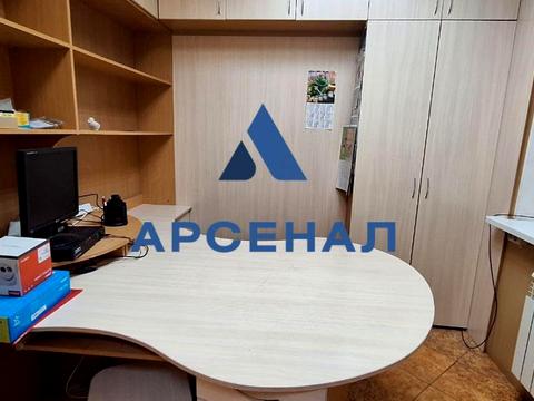 комерційна за адресою Незалежної України вул. (40 років Радянської України), 49