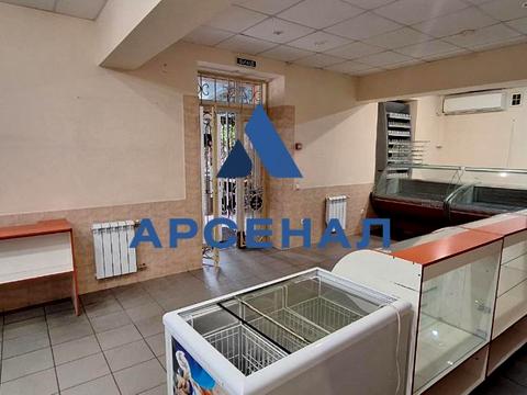 комерційна за адресою Незалежної України вул. (40 років Радянської України), 49