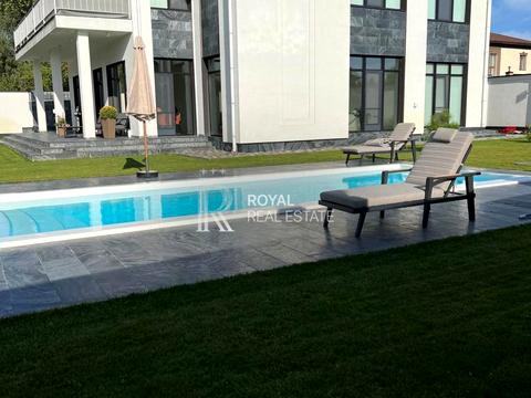 дом по адресу Мира ул.