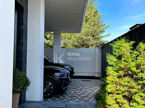 дом по адресу Мира ул.