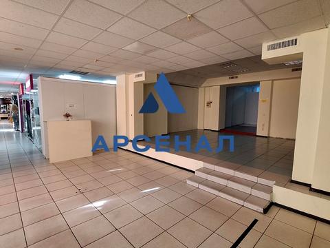 комерційна за адресою Центральний бульв., 4